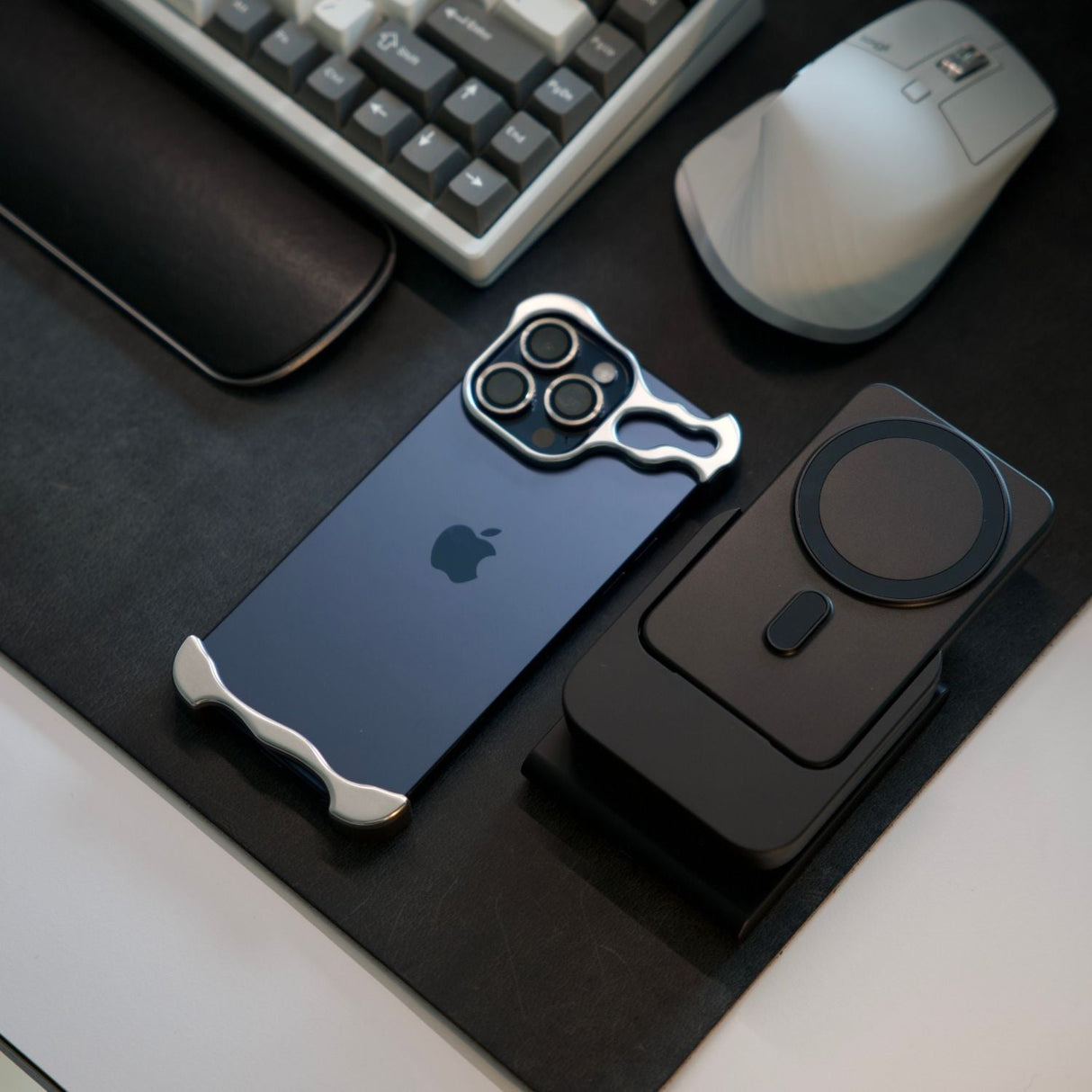 Ultra-Dunne Premium iPhone Hoes - Onzichtbare Bescherming tegen Krassen en Stoten