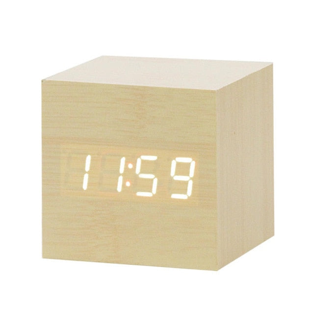 Nordic Digitale LED Wekker met Spraakbesturing | Modern Design en Handsfree Bediening