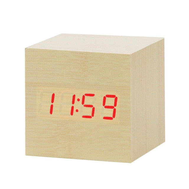 Nordic Digitale LED Wekker met Spraakbesturing | Modern Design en Handsfree Bediening