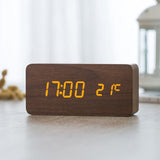 Nordic Digitale LED Wekker met Spraakbesturing | Modern Design en Handsfree Bediening